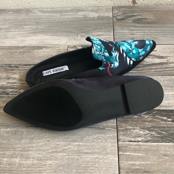 Black Dragon Pointy Toe Slip On Mules - Picture 5 of 7